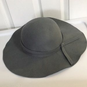 gray felt hat